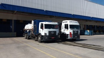 Hidrojateamento Limpeza Industrial em Água Azul